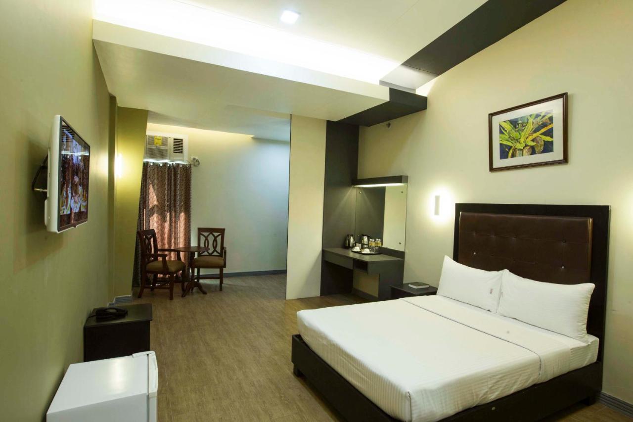 The Lucky 9 Budget Hotel Tagum Exterior photo