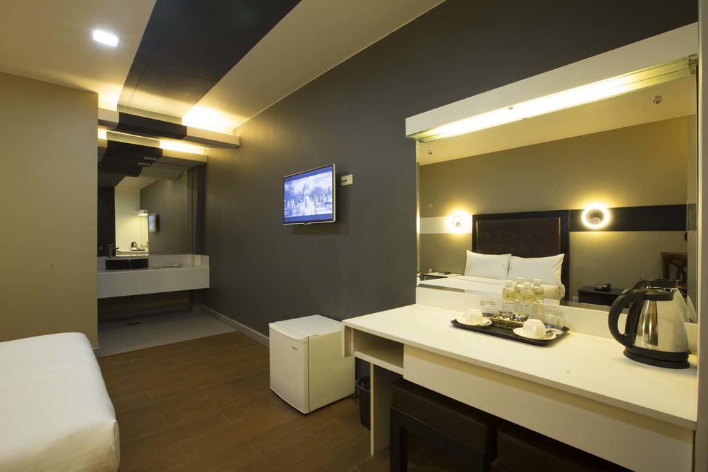 The Lucky 9 Budget Hotel Tagum Exterior photo